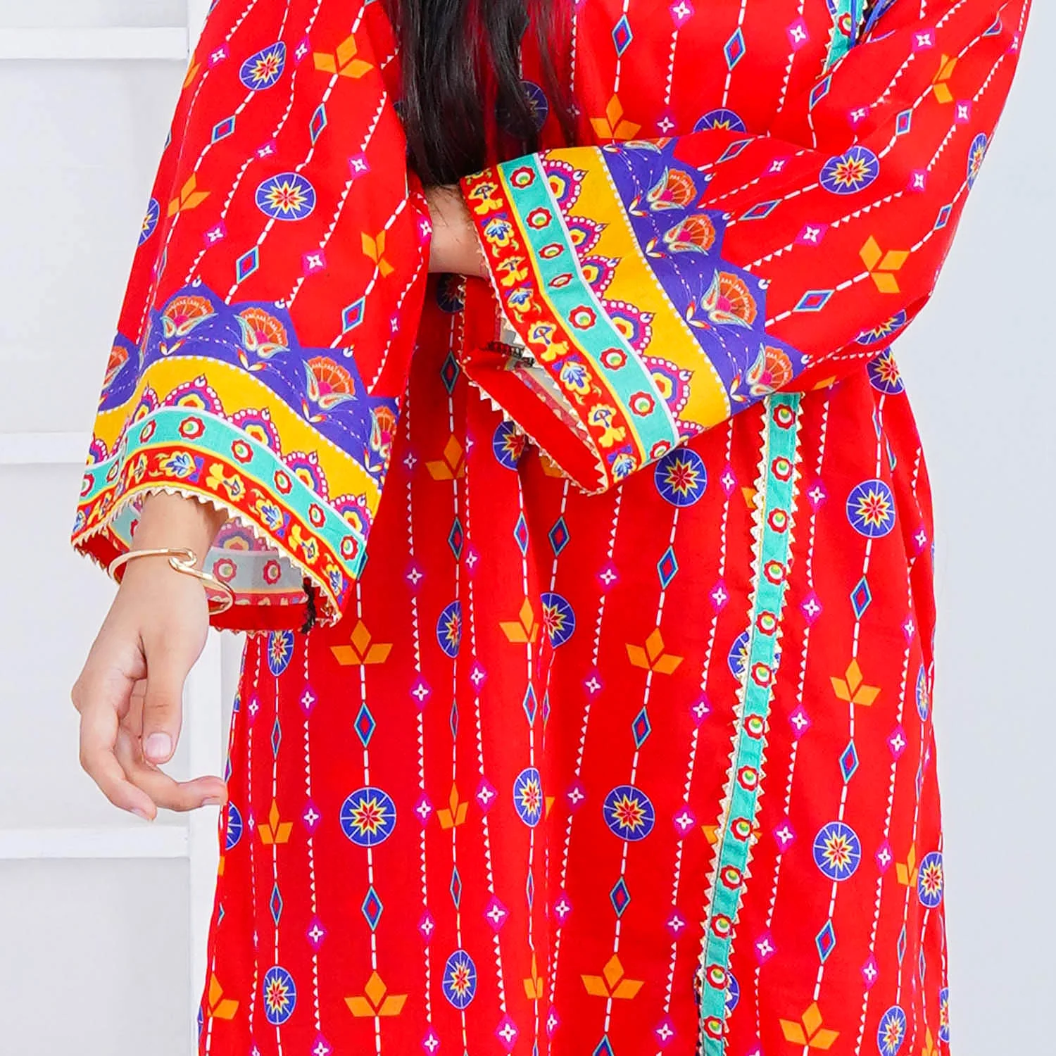 Unstitched Girls Lawn Digital Print 2Pcs Suit - Red - Image 2