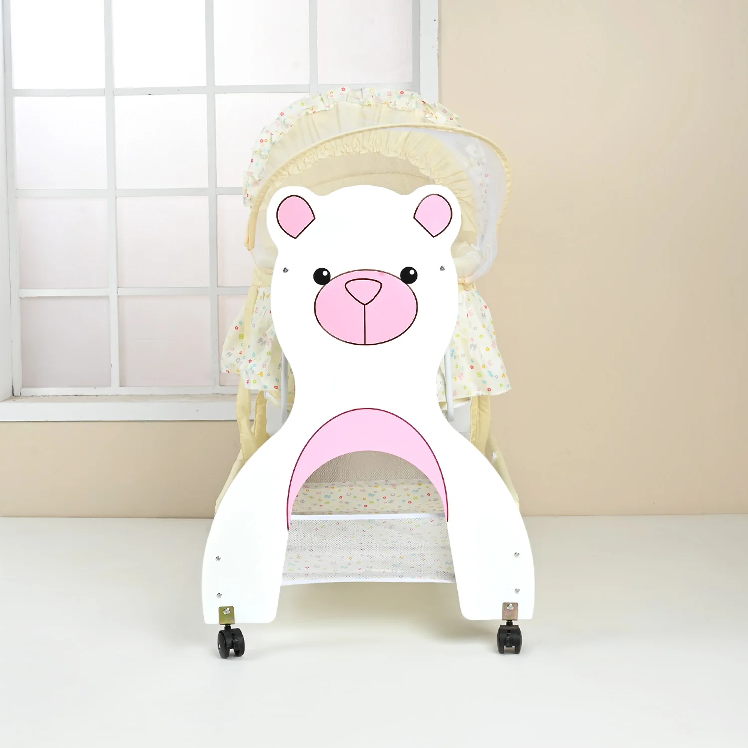2-in-1 Baby Cradle with Detachable Bassinet - Image 4